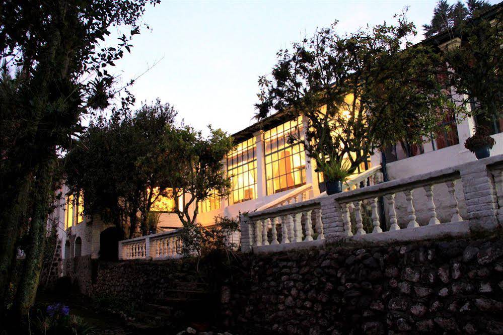 Hosteria Hacienda Pinsaqui